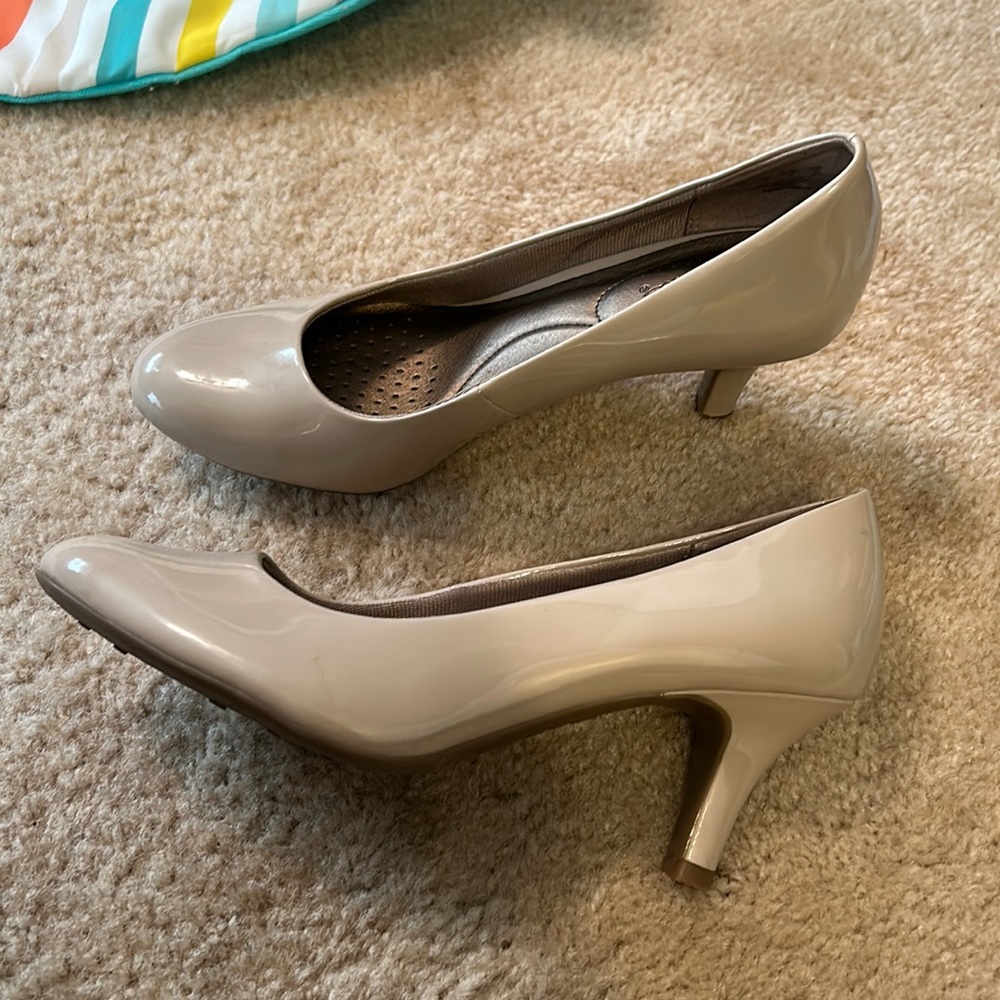Nude heels
